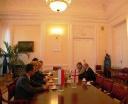  Spotkanie, podczas którego dyskutowano m.in. o współpracy między Mazowszem a gruzińskim regionem Klemo Kartli