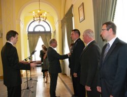  Uroczystość wręczenia odznaczeń państwowych, zorganizowana w Mazowieckim Urzędzie Wojewódzkim