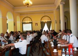  Spotkanie poświęcone bezpieczeństwu podczas meczów piłkarskich w sezonie 2011/2012, zorganizowane w Mazowieckim Urzędzie Wojewódzkim