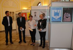  Jagoda Miszewska, dyrektor Biura Wojewody, otwiera wystawę