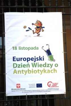 Wystawa zorganizowana w związku z Europejskim Dniem Wiedzy o Antybiotykach