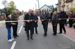  Jacek Kozłowski, wojewoda mazowiecki dokonuje otwarcia zmodernizowanej drogi w gminie Skórzec.