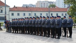  Funkcjonariusze podczas obchodów święta policji.